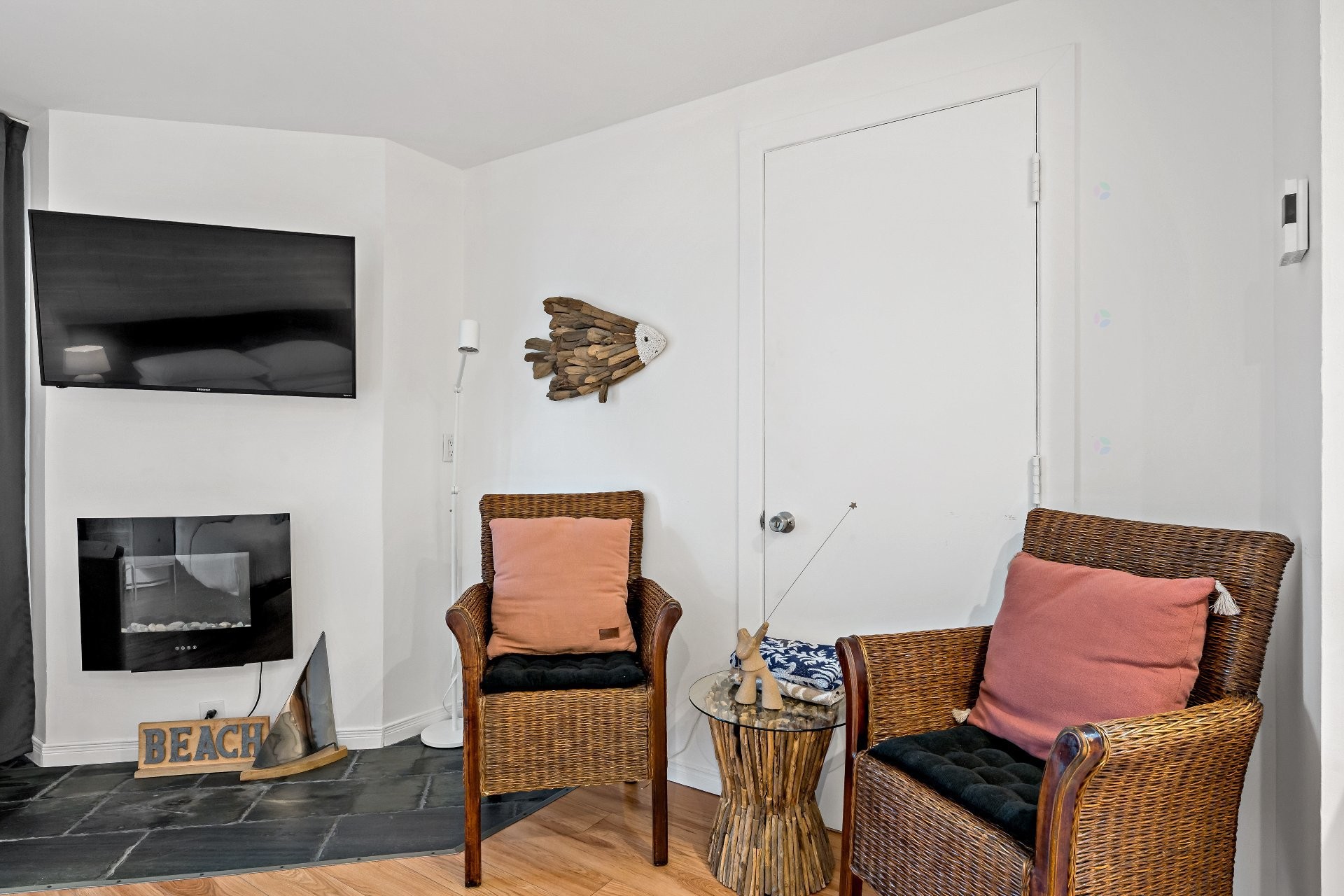 









120


Rue du Mont-Plaisant

, 103-104,
Mont-Tremblant,




QC
J8E1L2

