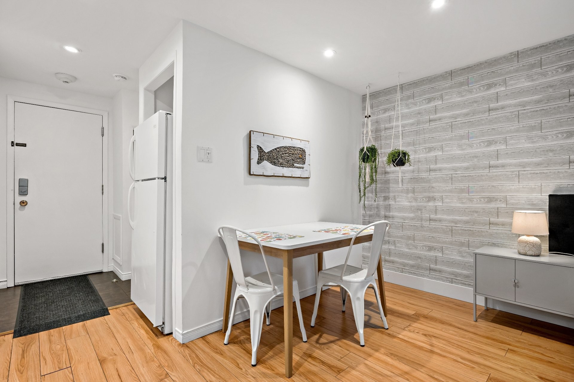 









120


Rue du Mont-Plaisant

, 103-104,
Mont-Tremblant,




QC
J8E1L2

