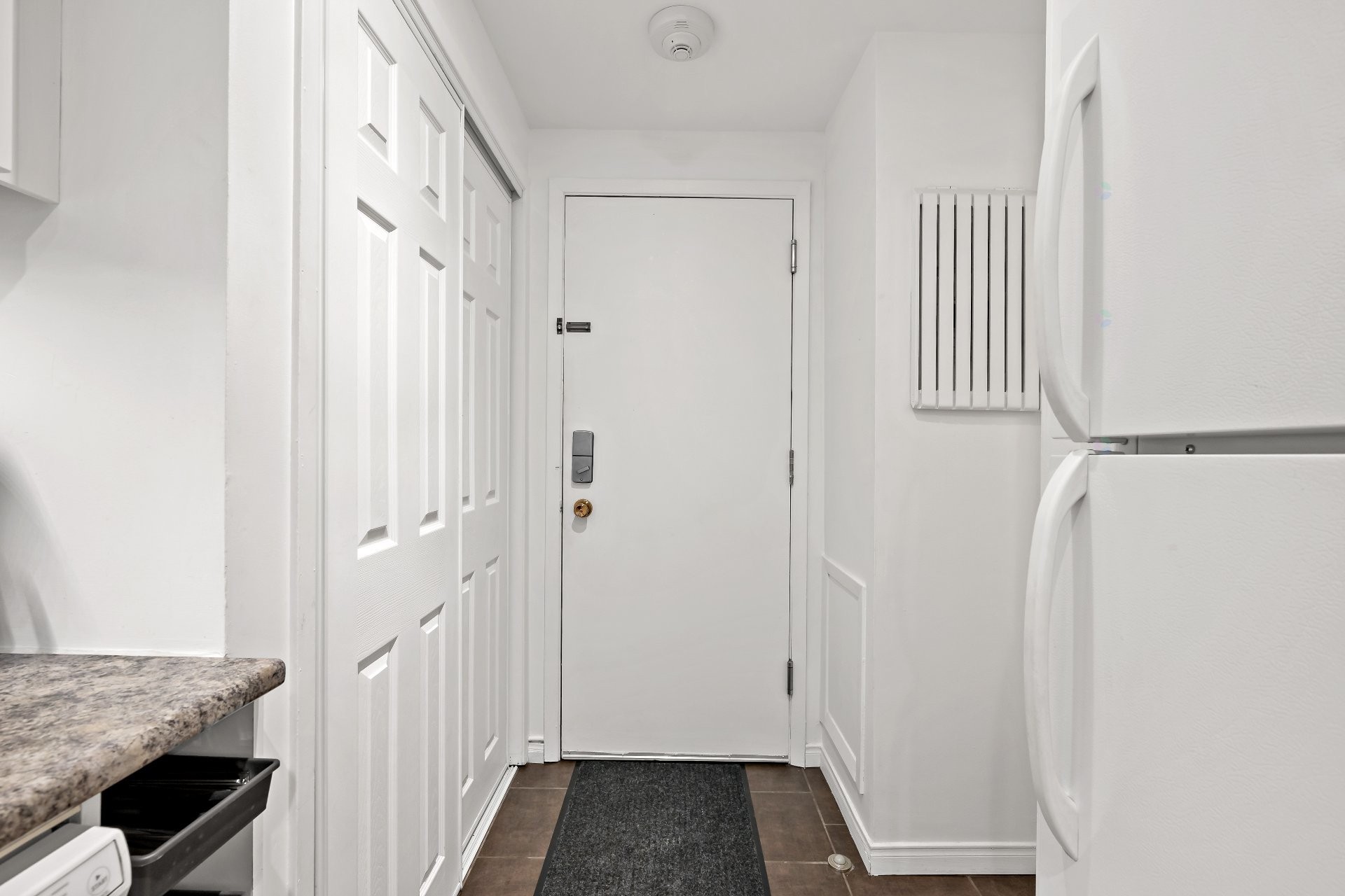 









120


Rue du Mont-Plaisant

, 103-104,
Mont-Tremblant,




QC
J8E1L2

