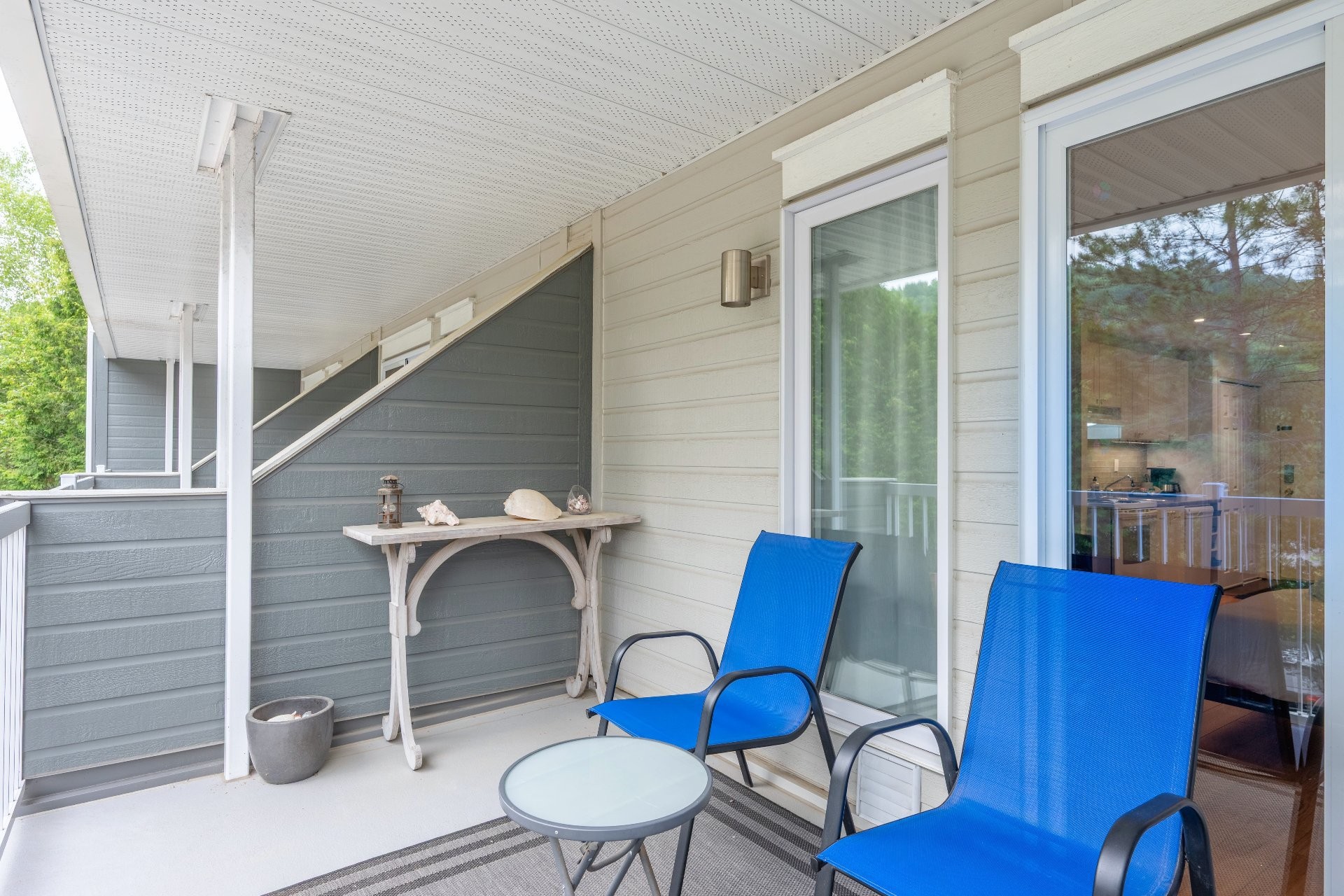 









120


Rue du Mont-Plaisant

, 103-104,
Mont-Tremblant,




QC
J8E1L2

