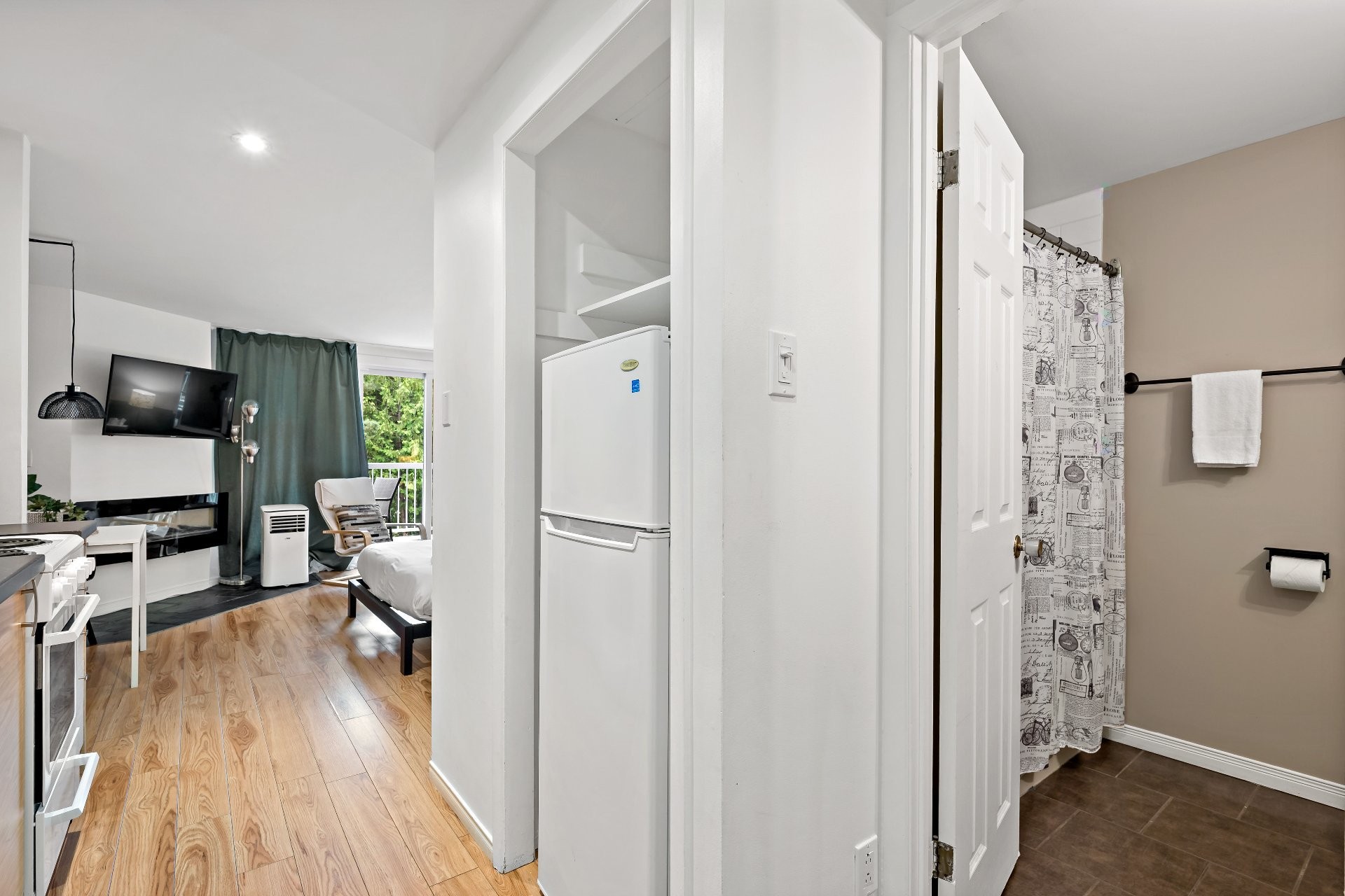 









120


Rue du Mont-Plaisant

, 103-104,
Mont-Tremblant,




QC
J8E1L2

