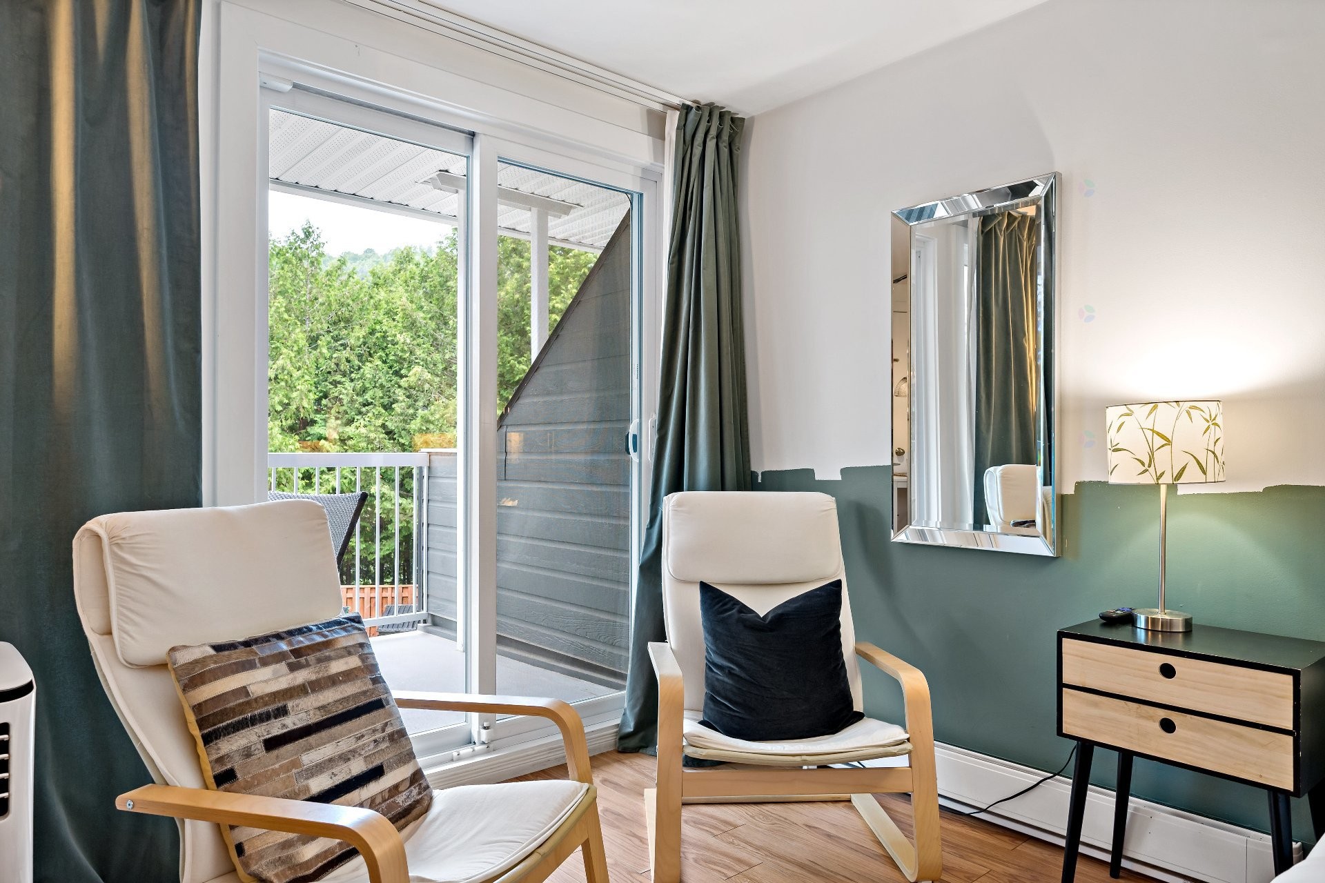 









120


Rue du Mont-Plaisant

, 103-104,
Mont-Tremblant,




QC
J8E1L2

