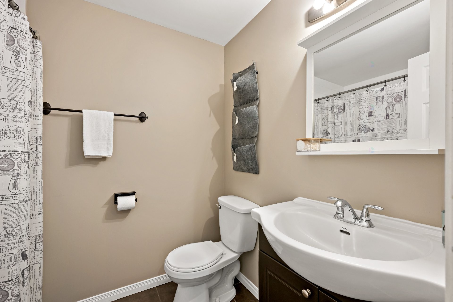 









120


Rue du Mont-Plaisant

, 103-104,
Mont-Tremblant,




QC
J8E1L2

