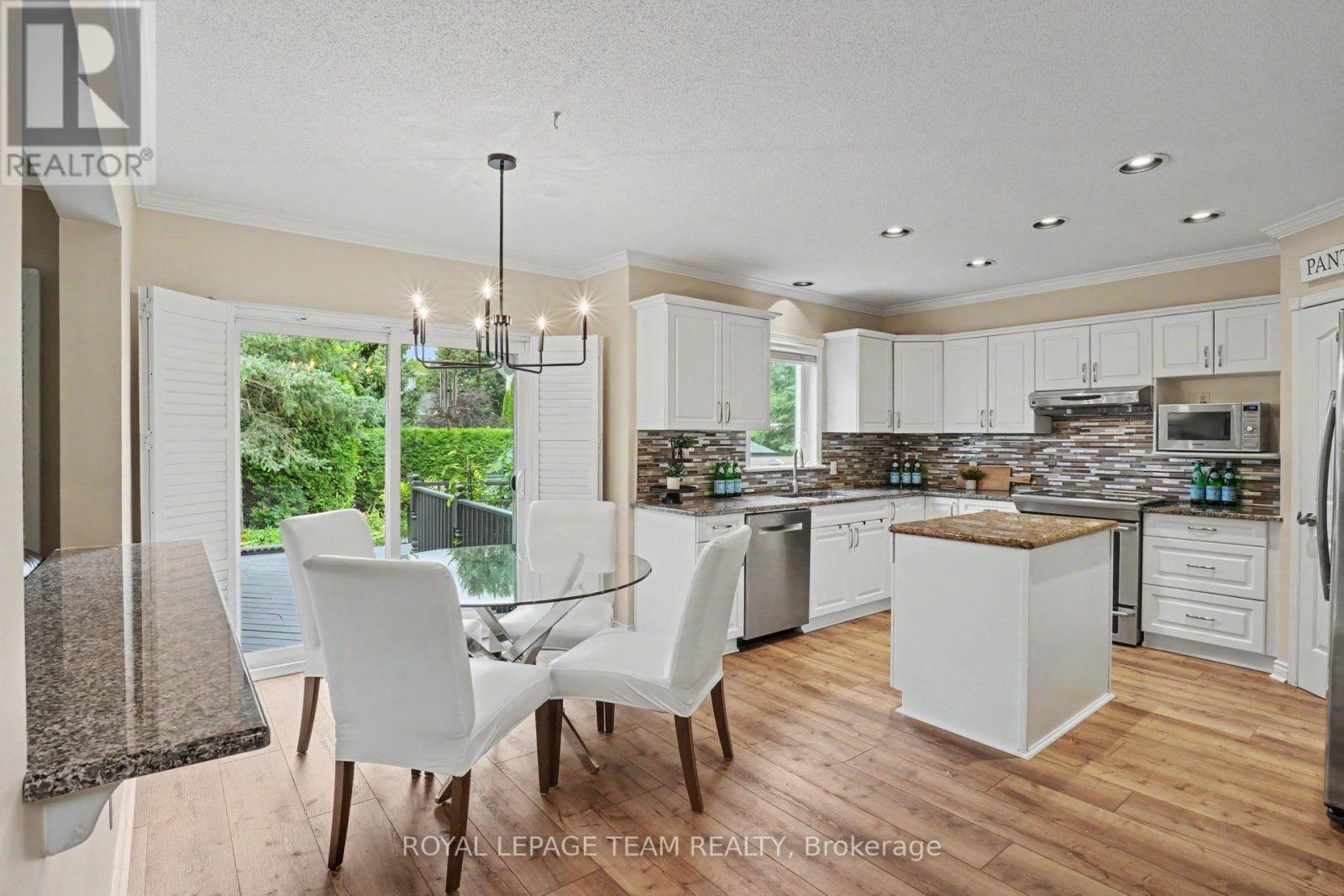 












14 ELK ISLAND COURT

,
Ottawa,




Ontario
K2M2V3

