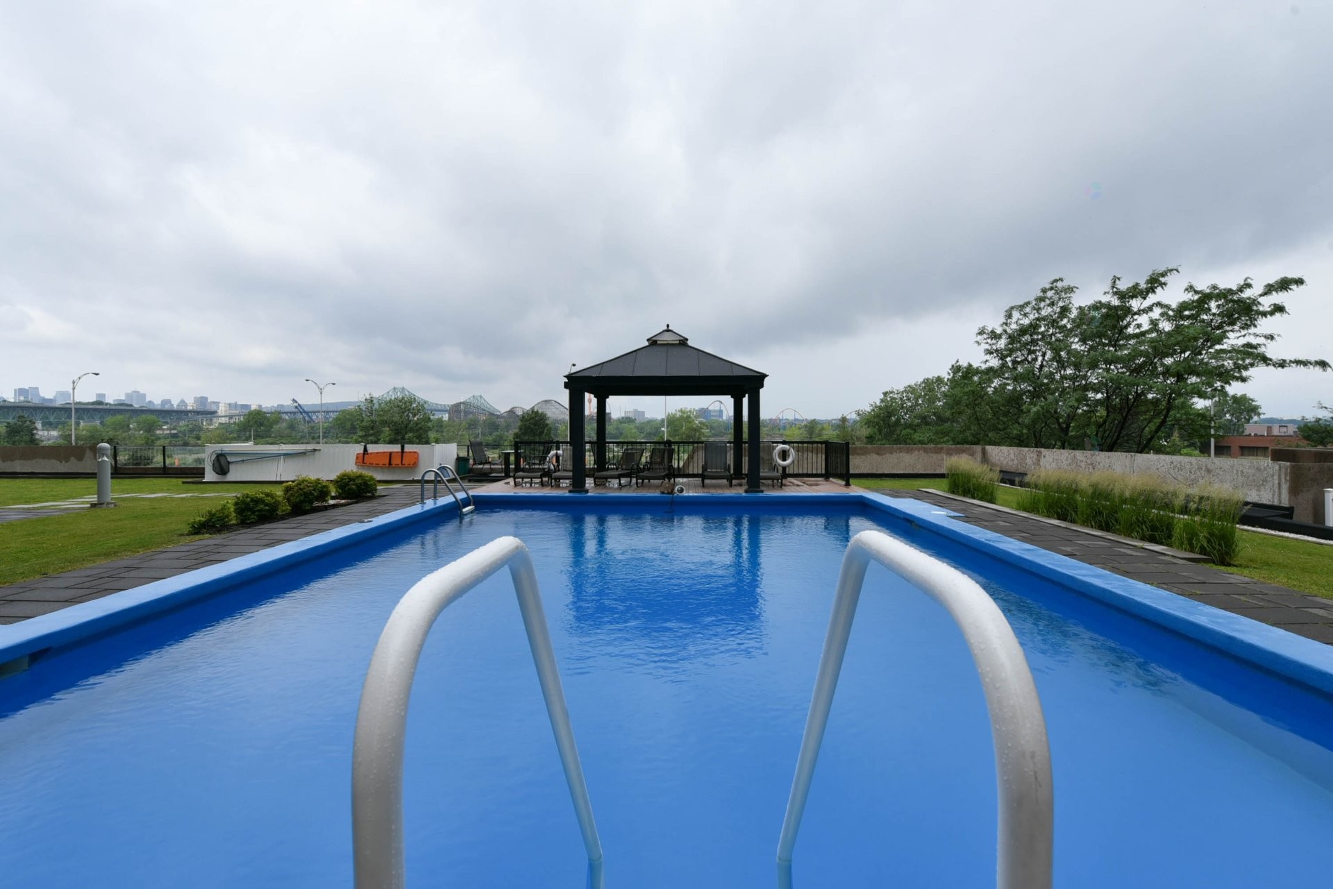 









51


Place Charles-Le Moyne

, 502,
Longueuil (Le Vieux-Longueuil),




QC
J4K5G6

