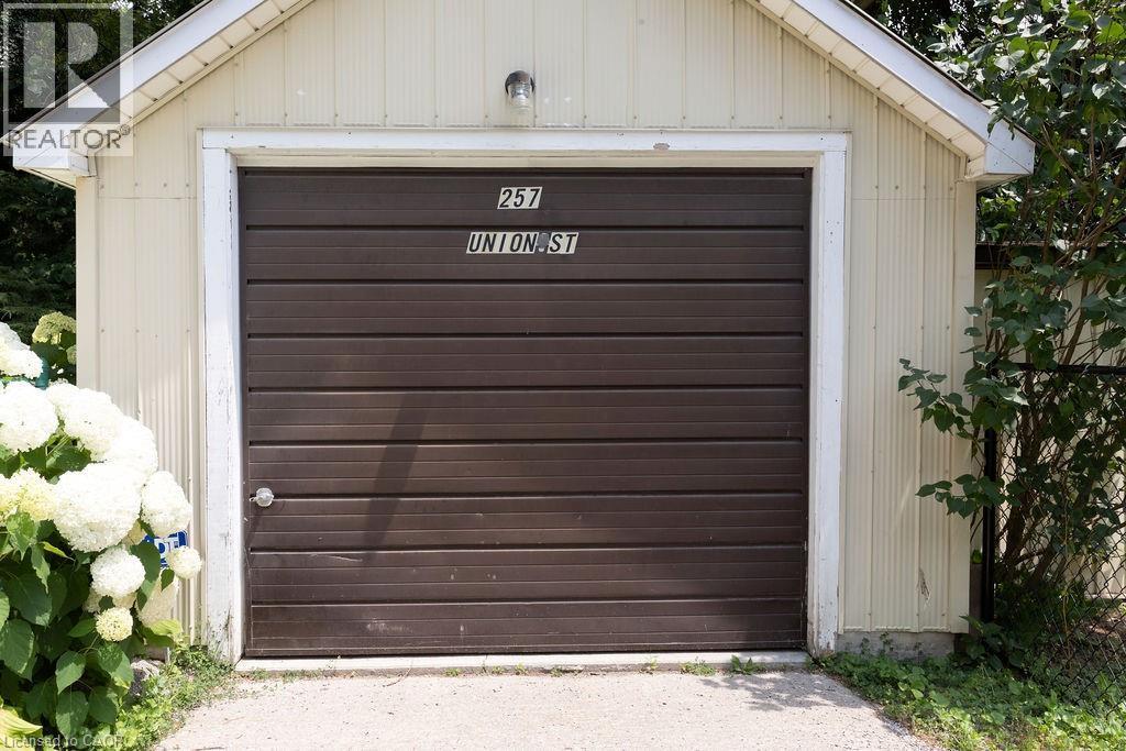 












257 UNION Street

,
Simcoe,




Ontario
N3Y2B4

