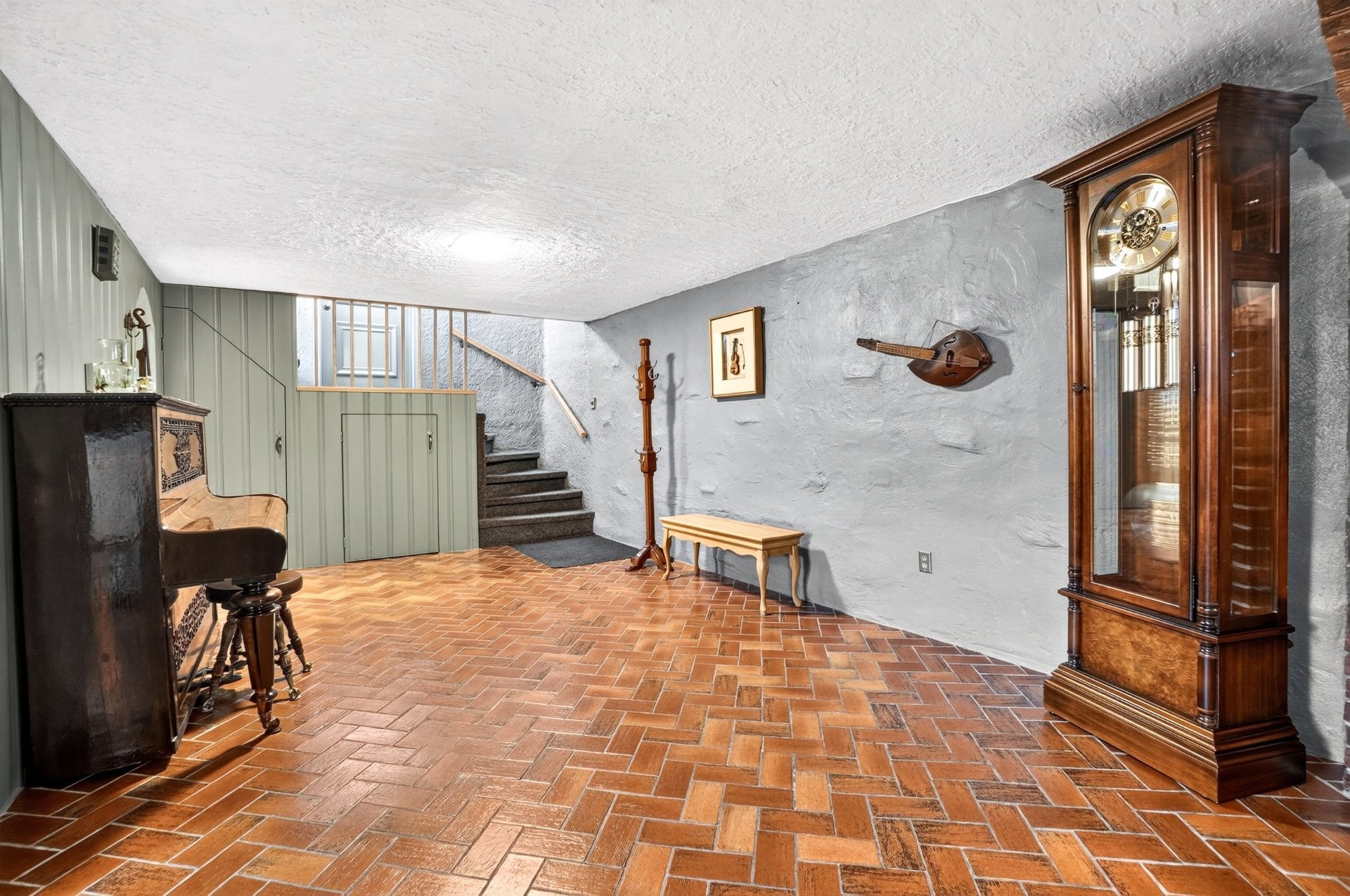 









214


Rg St-Édouard

,
Saint-Jean-sur-Richelieu,




QC
J2X5T9


