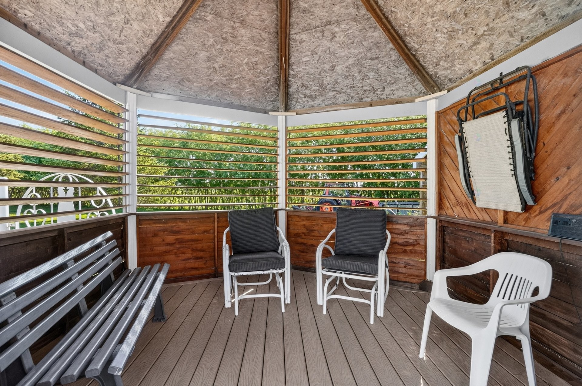 









214


Rg St-Édouard

,
Saint-Jean-sur-Richelieu,




QC
J2X5T9

