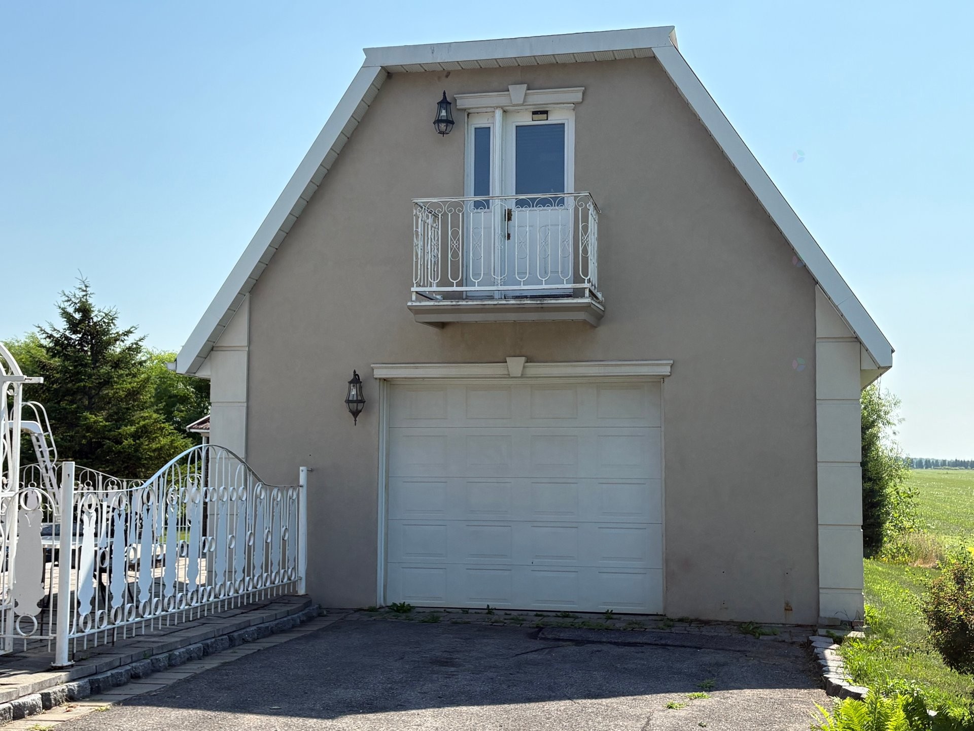 









214


Rg St-Édouard

,
Saint-Jean-sur-Richelieu,




QC
J2X5T9

