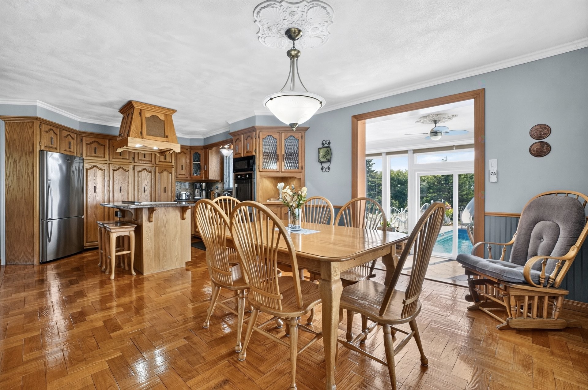 









214


Rg St-Édouard

,
Saint-Jean-sur-Richelieu,




QC
J2X5T9

