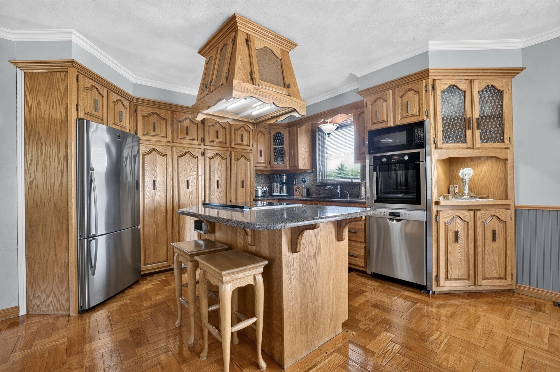 









214


Rg St-Édouard

,
Saint-Jean-sur-Richelieu,




QC
J2X5T9

