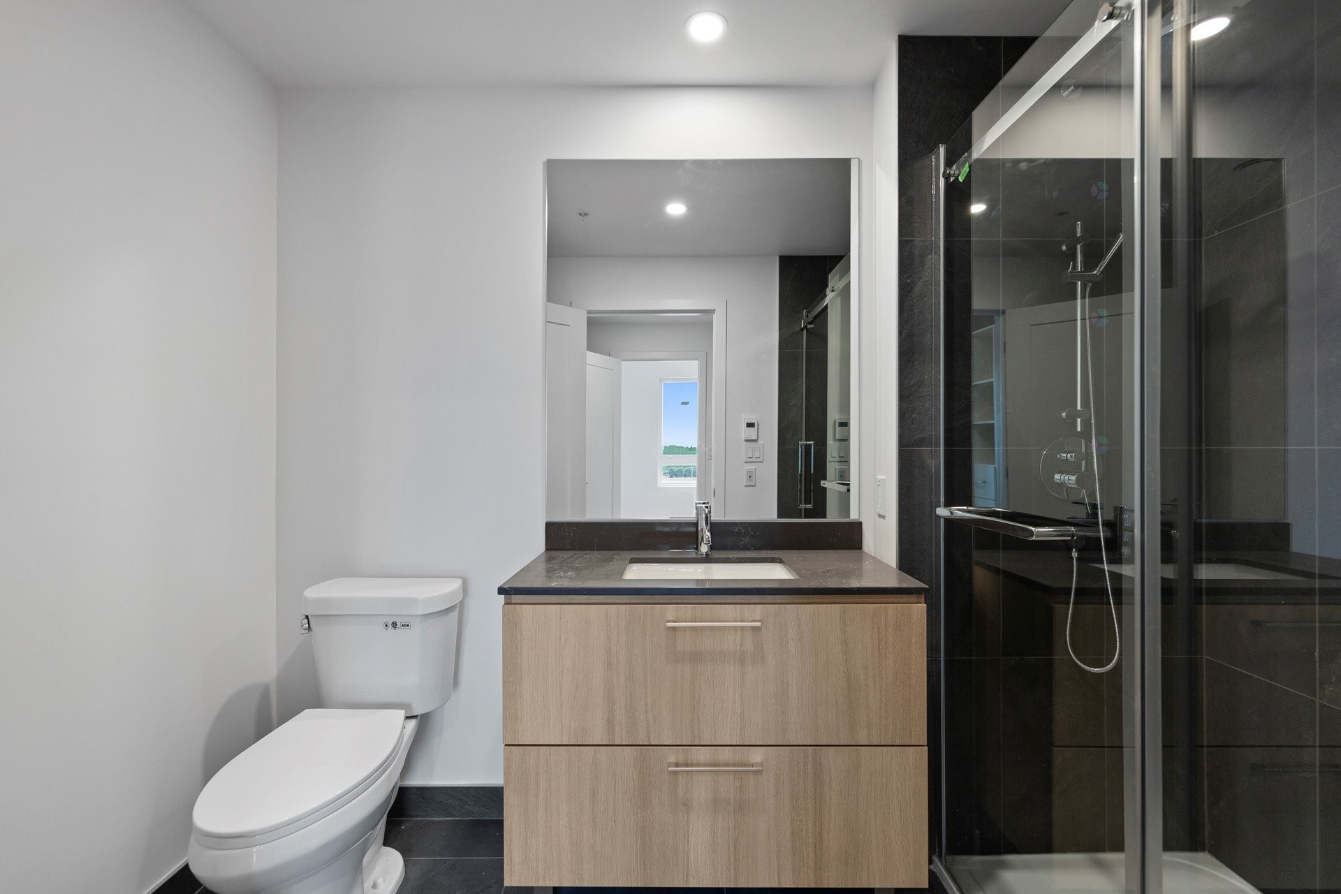 









138


Rue Léo-Major

, 705,
Sainte-Anne-de-Bellevue,




QC
H9X0C2

