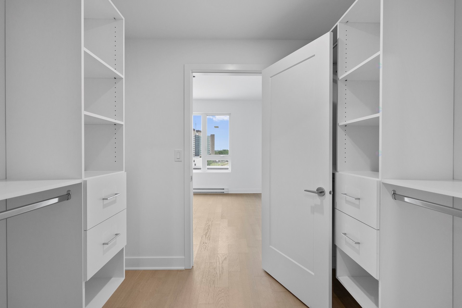 









138


Rue Léo-Major

, 705,
Sainte-Anne-de-Bellevue,




QC
H9X0C2

