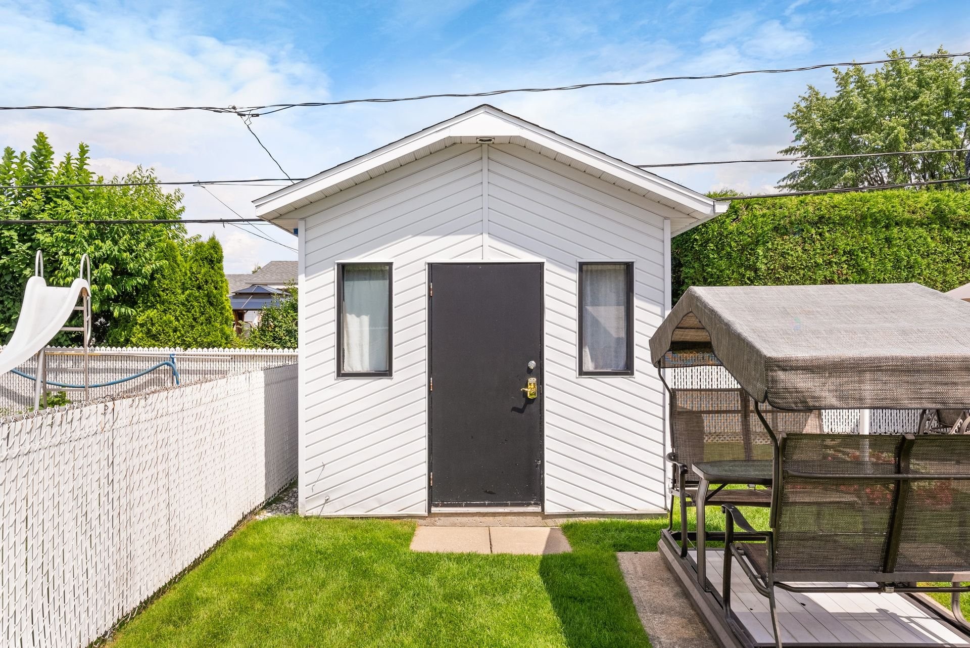 









4095


Rue Savard

,
Trois-Rivières,




QC
G8Y4B9

