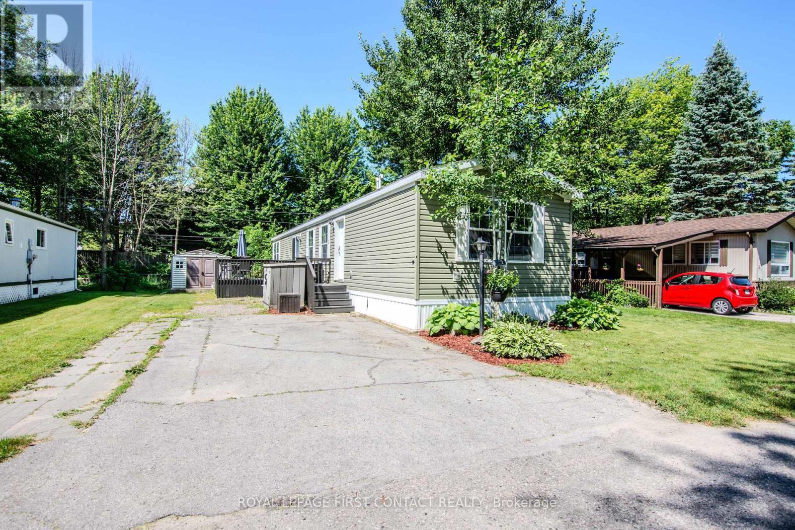 












23 GEORGIAN GLEN DRIVE

,
Wasaga Beach,




Ontario
L9Z1K8

