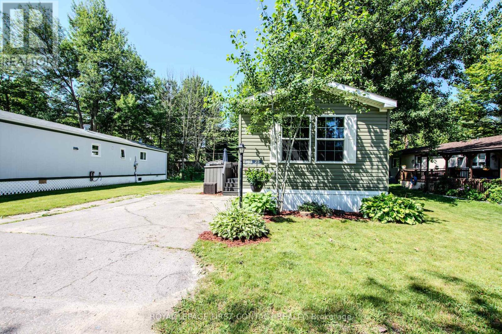 












23 GEORGIAN GLEN DRIVE

,
Wasaga Beach,




Ontario
L9Z1K8

