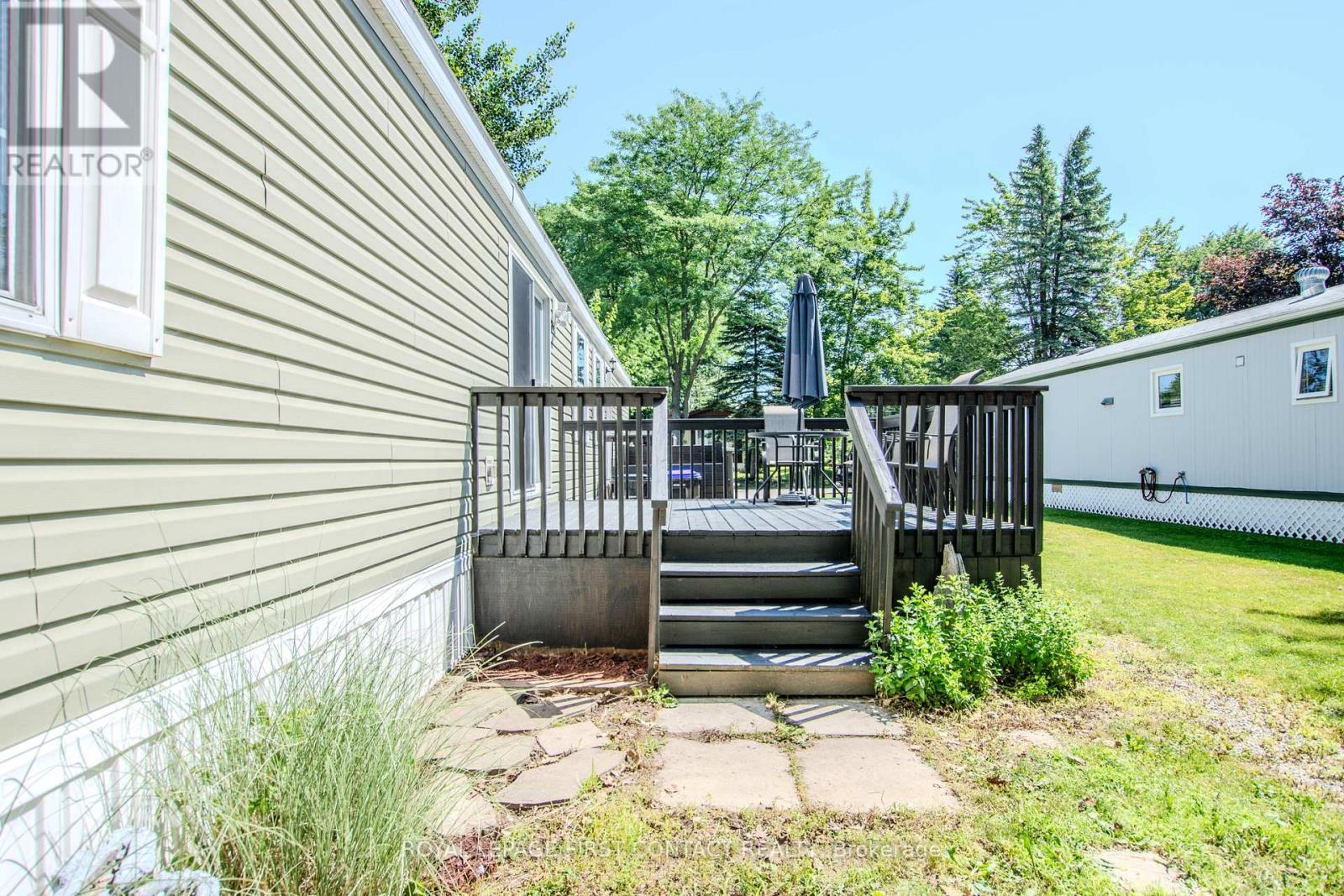 












23 GEORGIAN GLEN DRIVE

,
Wasaga Beach,




Ontario
L9Z1K8

