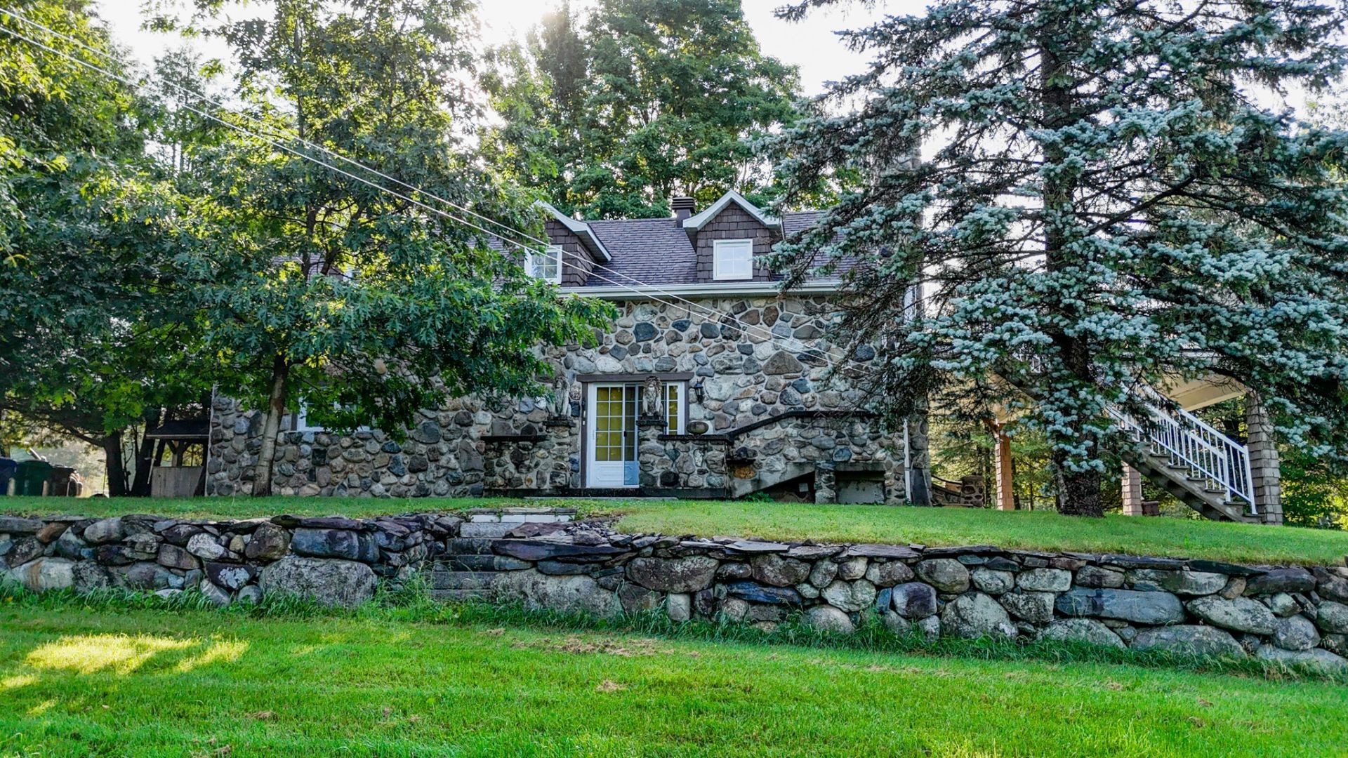 









2436


13e Rang

,
Orford,




QC
J1X0S4

