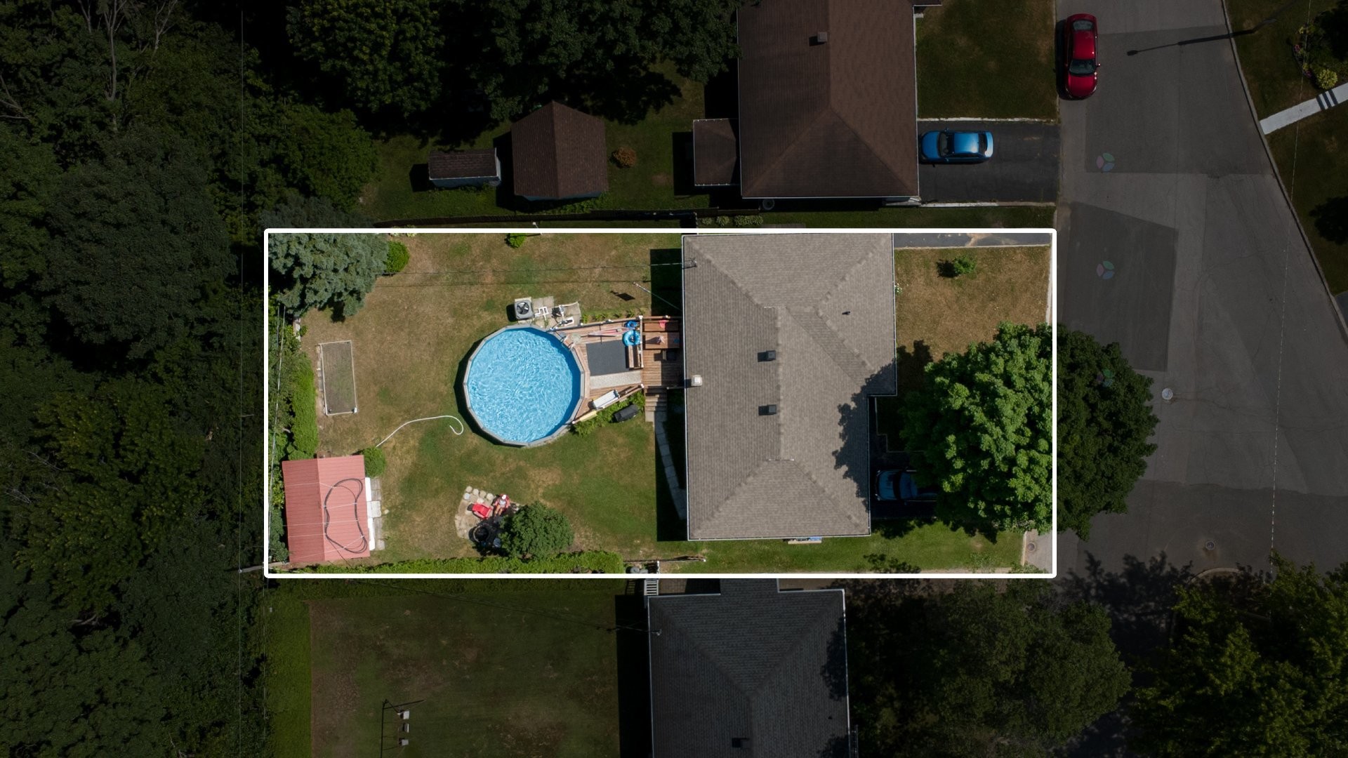









2002


79e Rue

,
Shawinigan,




QC
G9N5V7

