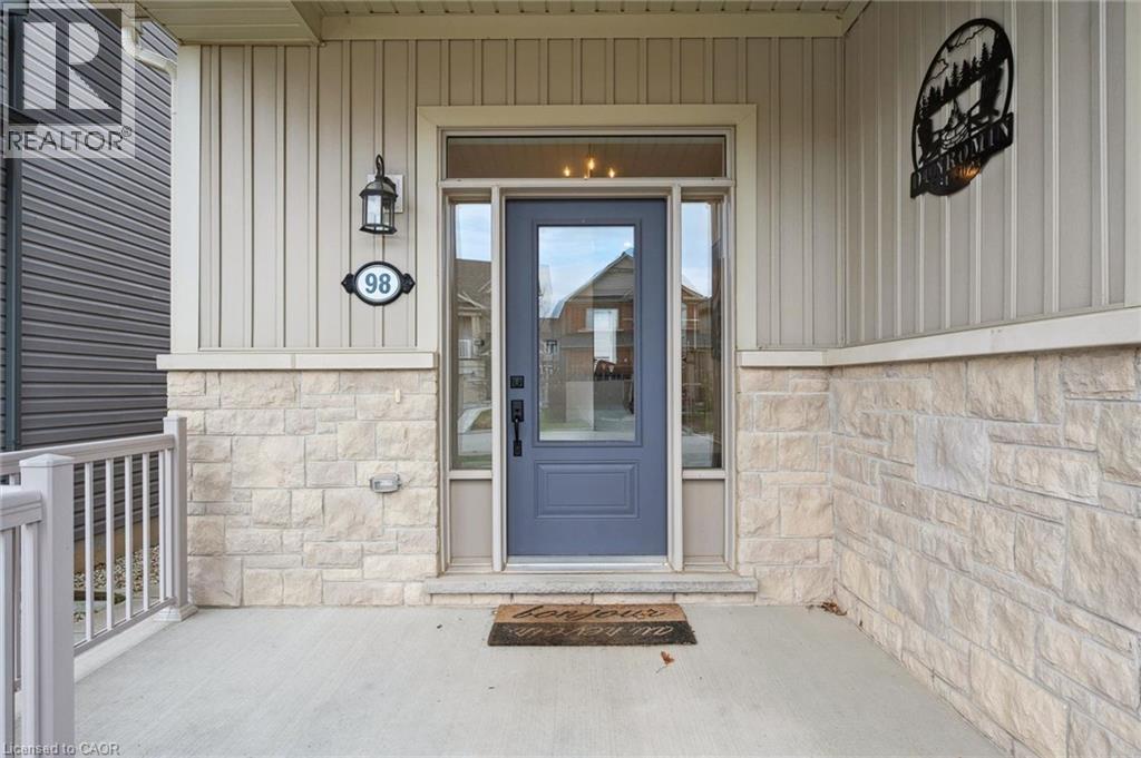 












98 KAY Crescent

,
Fergus,




Ontario
N1M0G2

