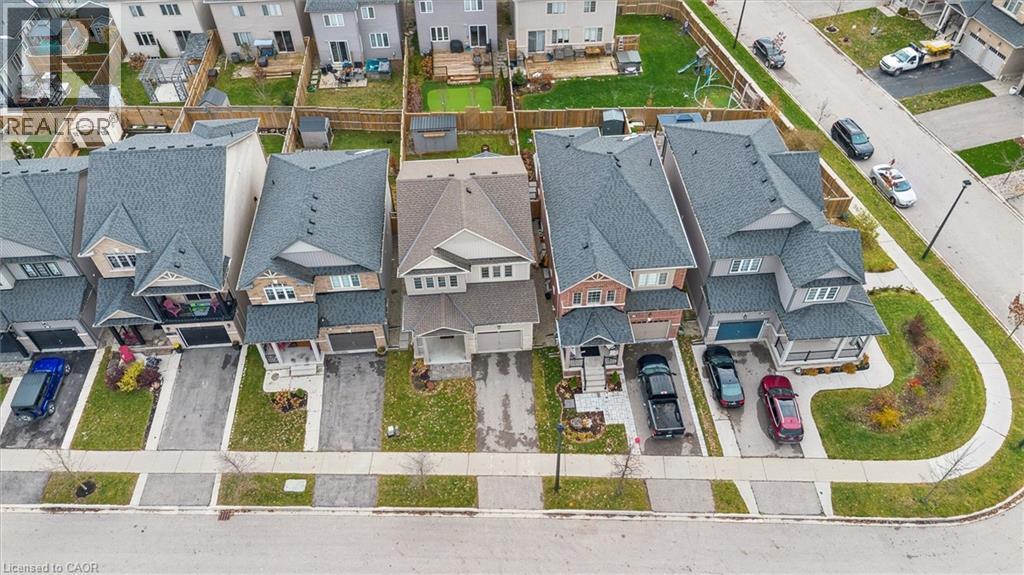 












98 KAY Crescent

,
Fergus,




Ontario
N1M0G2


