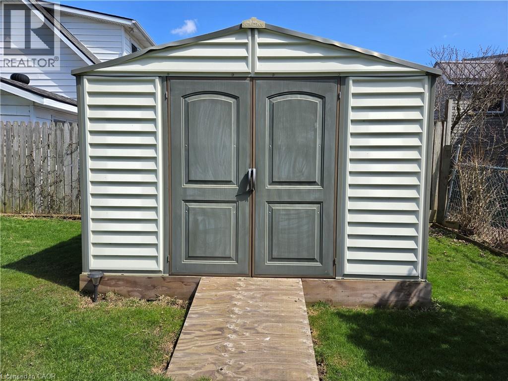












108 NEW LAKESHORE Road

,
Port Dover,




Ontario
N0A1N8

