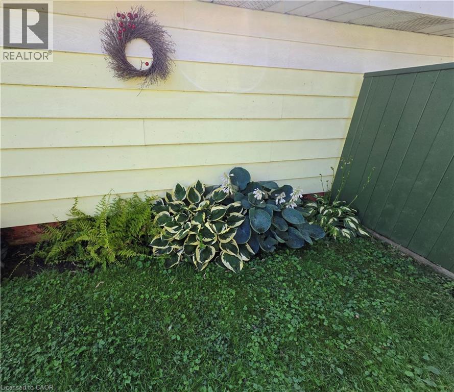 












108 NEW LAKESHORE Road

,
Port Dover,




Ontario
N0A1N8

