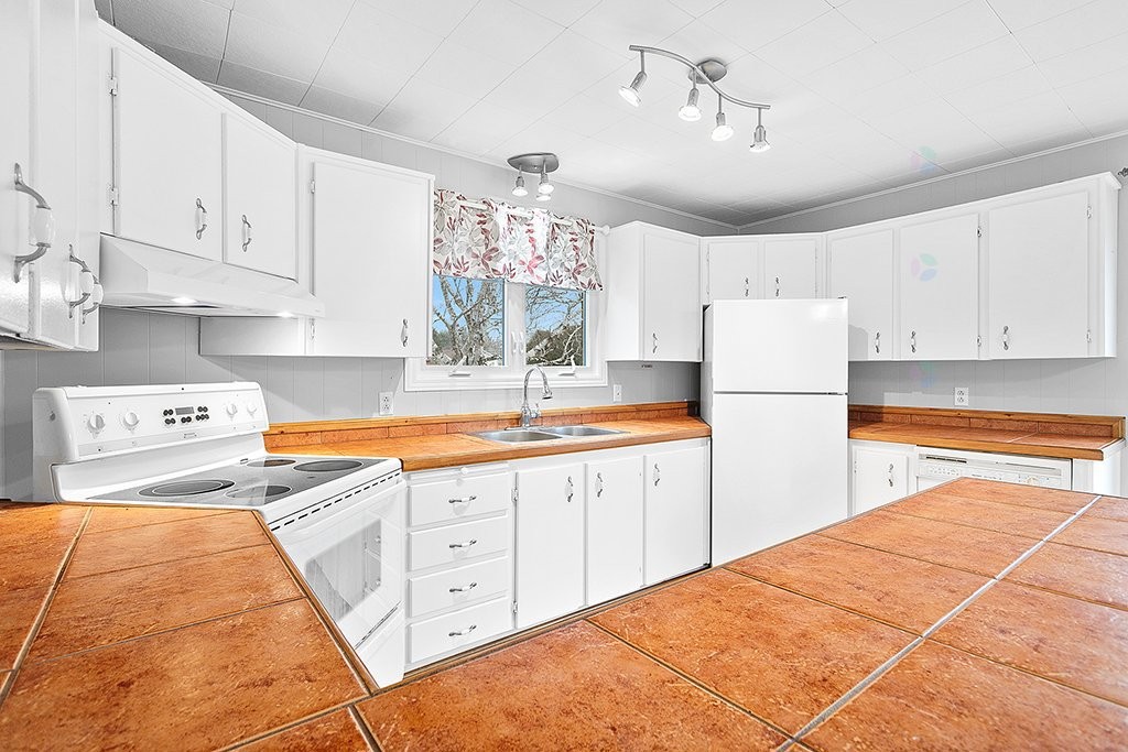 









11


Rue L'Écuyer

,
Mansfield-et-Pontefract,




QC
J0X1R0

