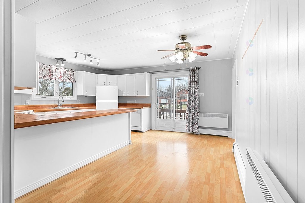









11


Rue L'Écuyer

,
Mansfield-et-Pontefract,




QC
J0X1R0

