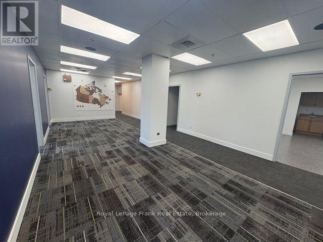












202 - 701 ROSSLAND ROAD E

,
Whitby (Pringle Creek),




Ontario
L1N8Y9

