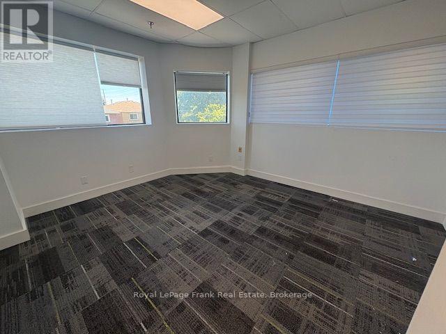 












202 - 701 ROSSLAND ROAD E

,
Whitby (Pringle Creek),




Ontario
L1N8Y9


