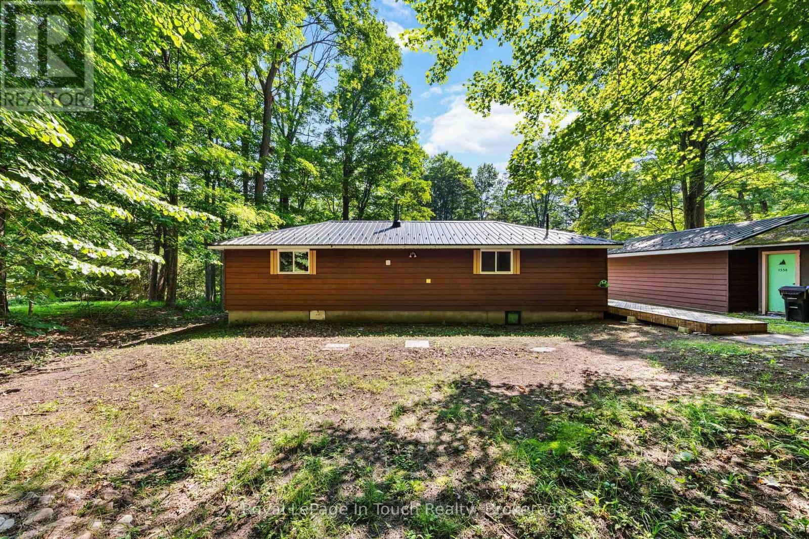 












1558 CHAMPLAIN ROAD

,
Tiny,




Ontario
L9M0C1

