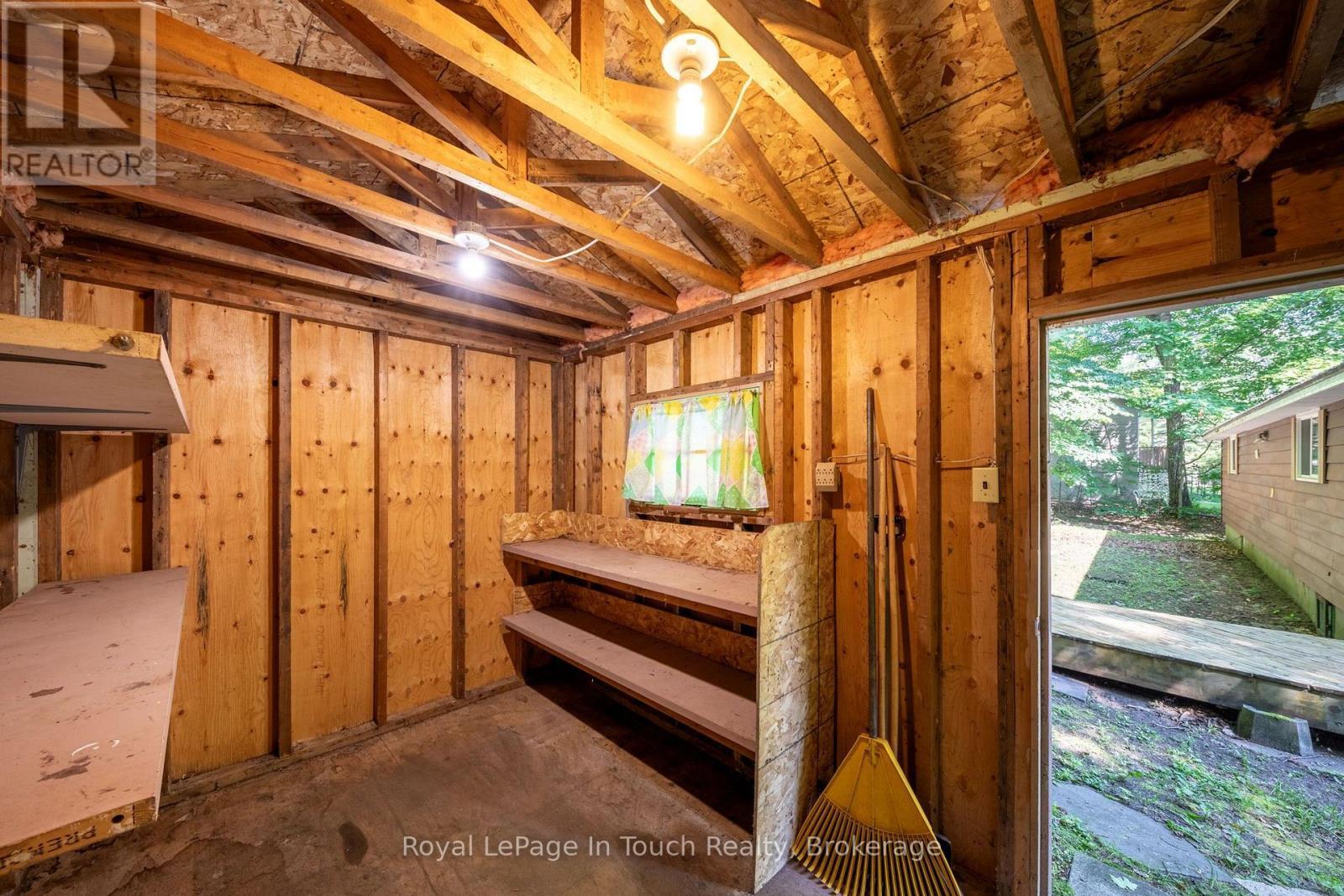 












1558 CHAMPLAIN ROAD

,
Tiny,




Ontario
L9M0C1

