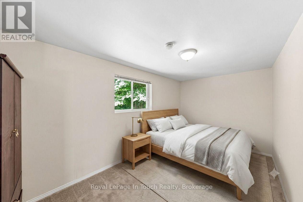 












1558 CHAMPLAIN ROAD

,
Tiny,




Ontario
L9M0C1

