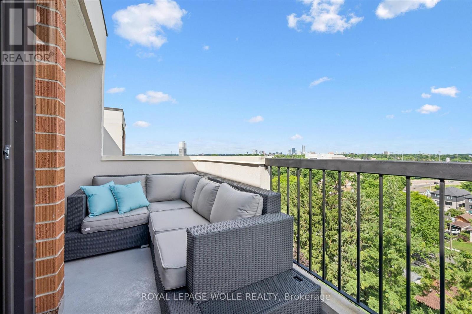 












PH2 - 260 SHELDON AVENUE N

,
Kitchener,




Ontario
N2H6P2

