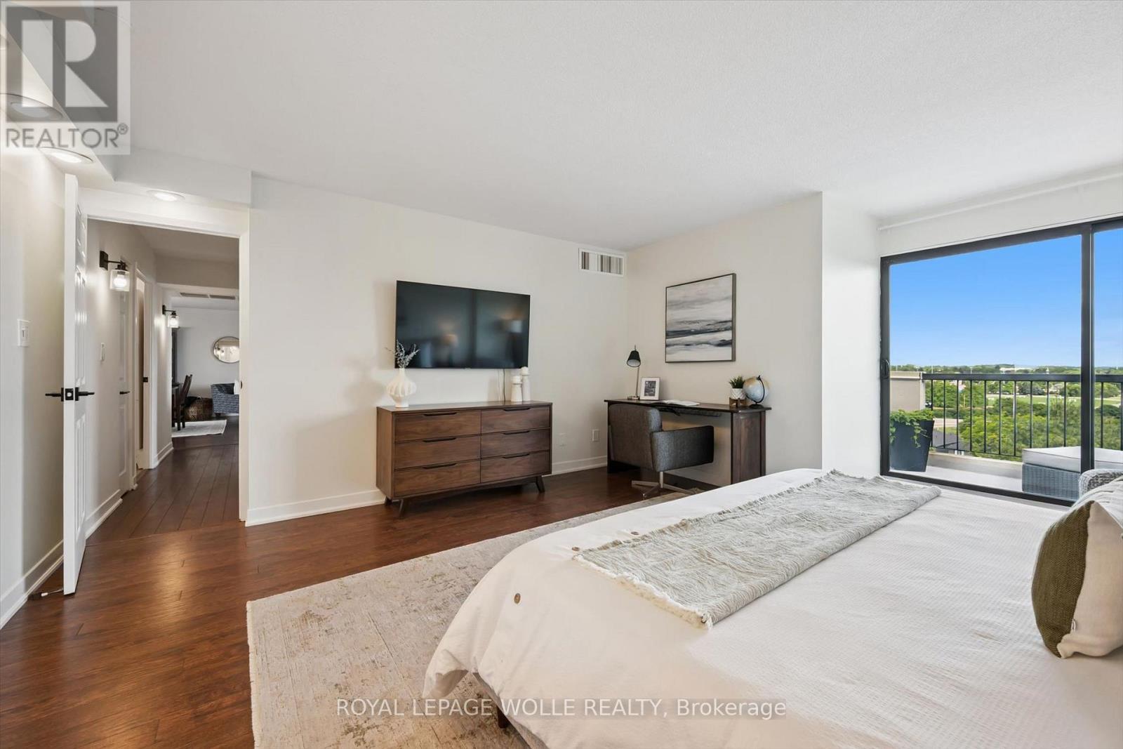 












PH2 - 260 SHELDON AVENUE N

,
Kitchener,




Ontario
N2H6P2

