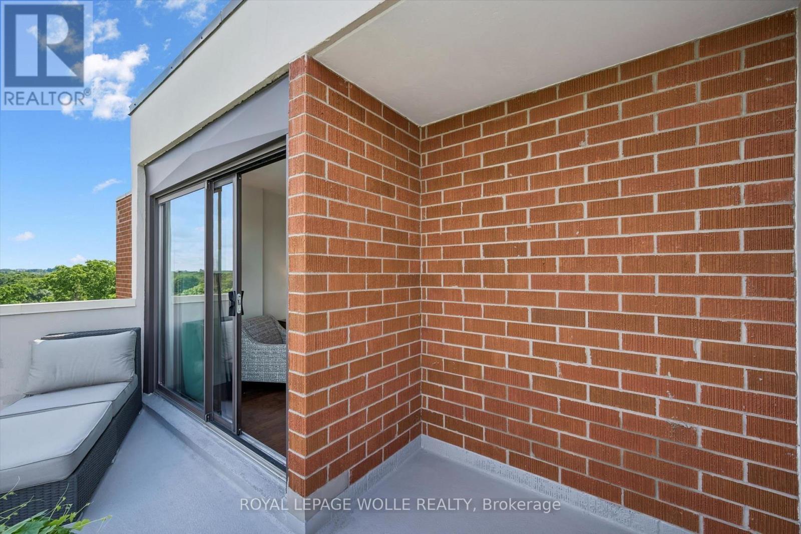 












PH2 - 260 SHELDON AVENUE N

,
Kitchener,




Ontario
N2H6P2

