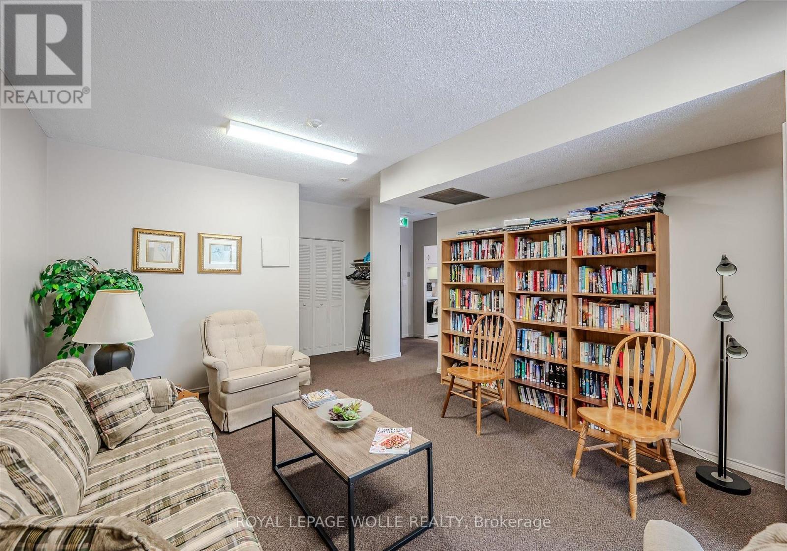 












PH2 - 260 SHELDON AVENUE N

,
Kitchener,




Ontario
N2H6P2

