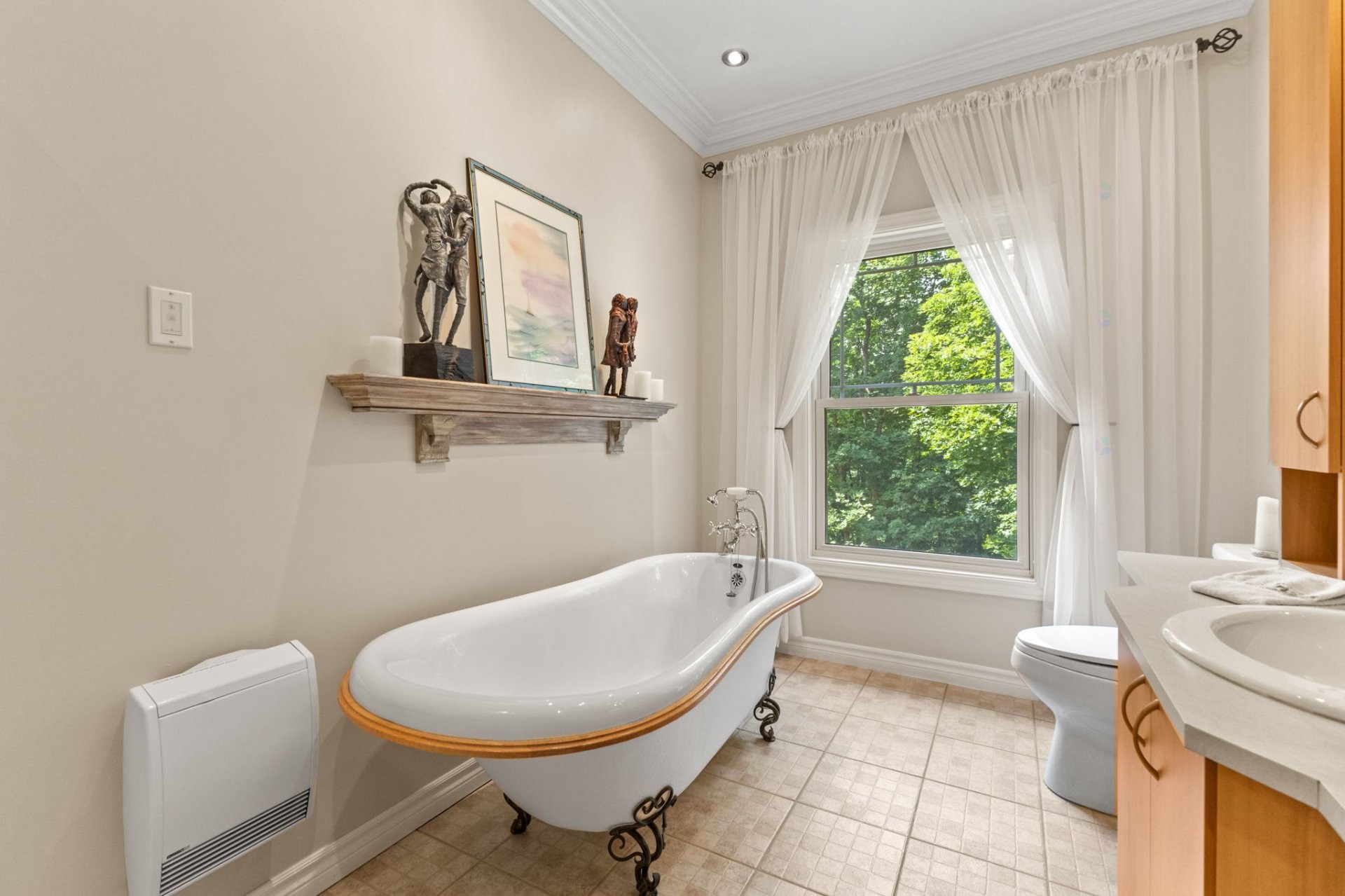 









39


Rue Marsolais

,
Cantley,




QC
J8V4C5

