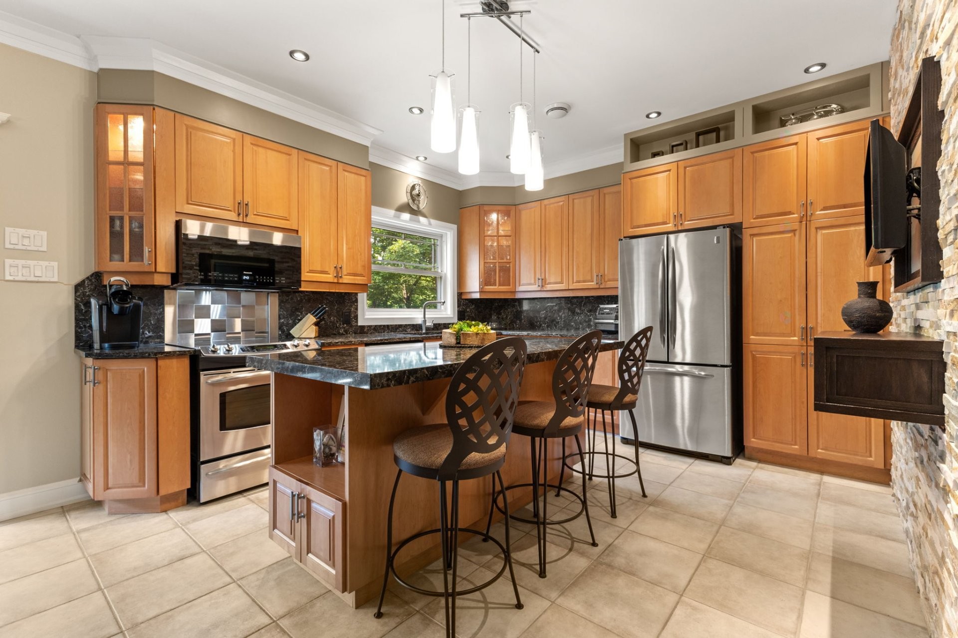 









39


Rue Marsolais

,
Cantley,




QC
J8V4C5

