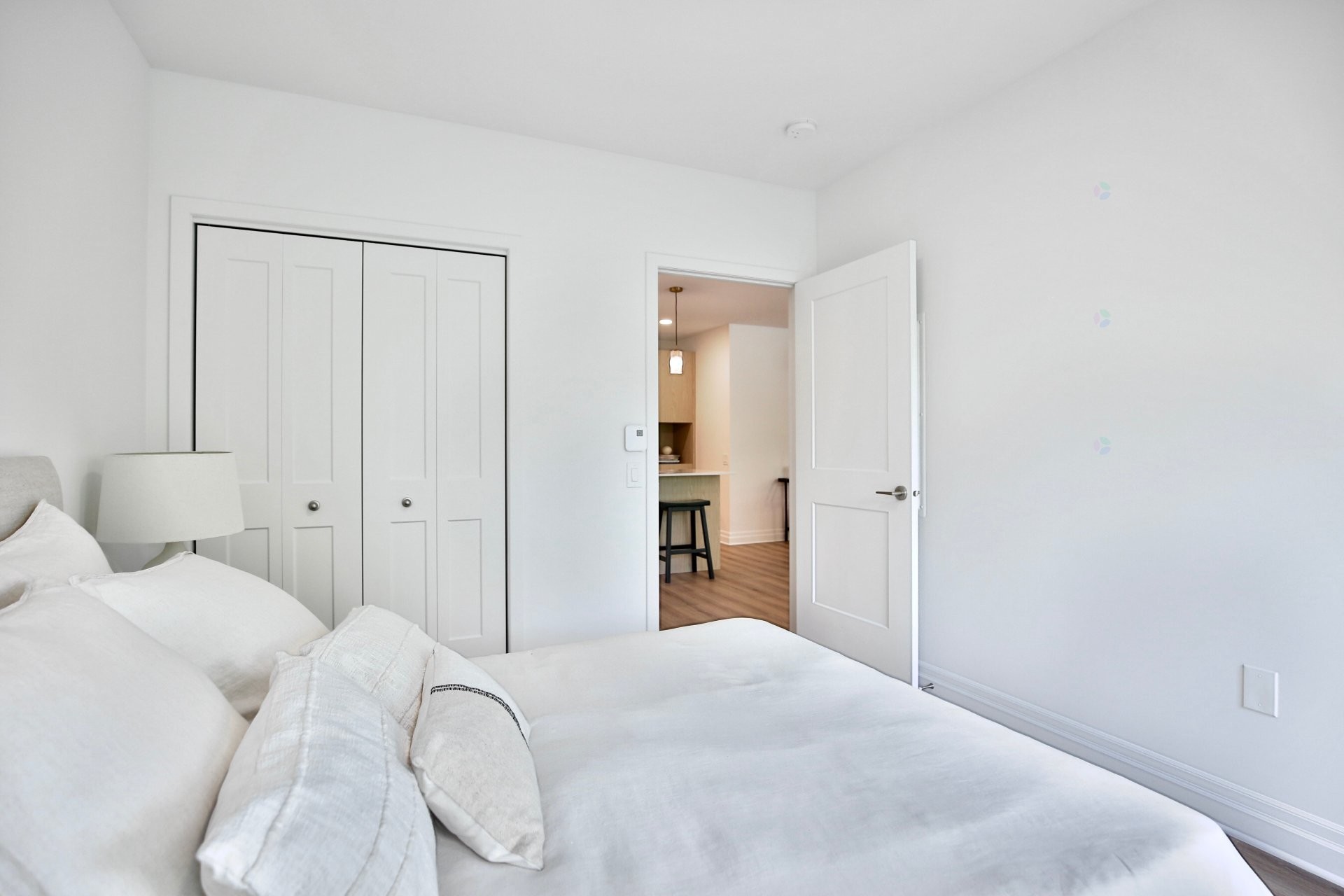 









2100


Rue Benoit

, 103,
Saint-Bruno-de-Montarville,




QC
J3V0E1

