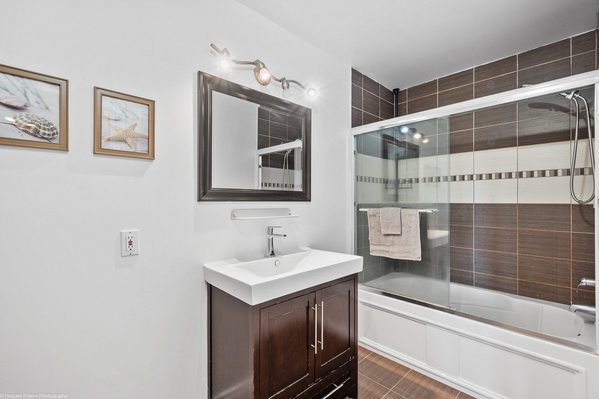 









252


Boul. J.-A.-Paré

, C,
Repentigny (Le Gardeur),




QC
J5Z4M6

