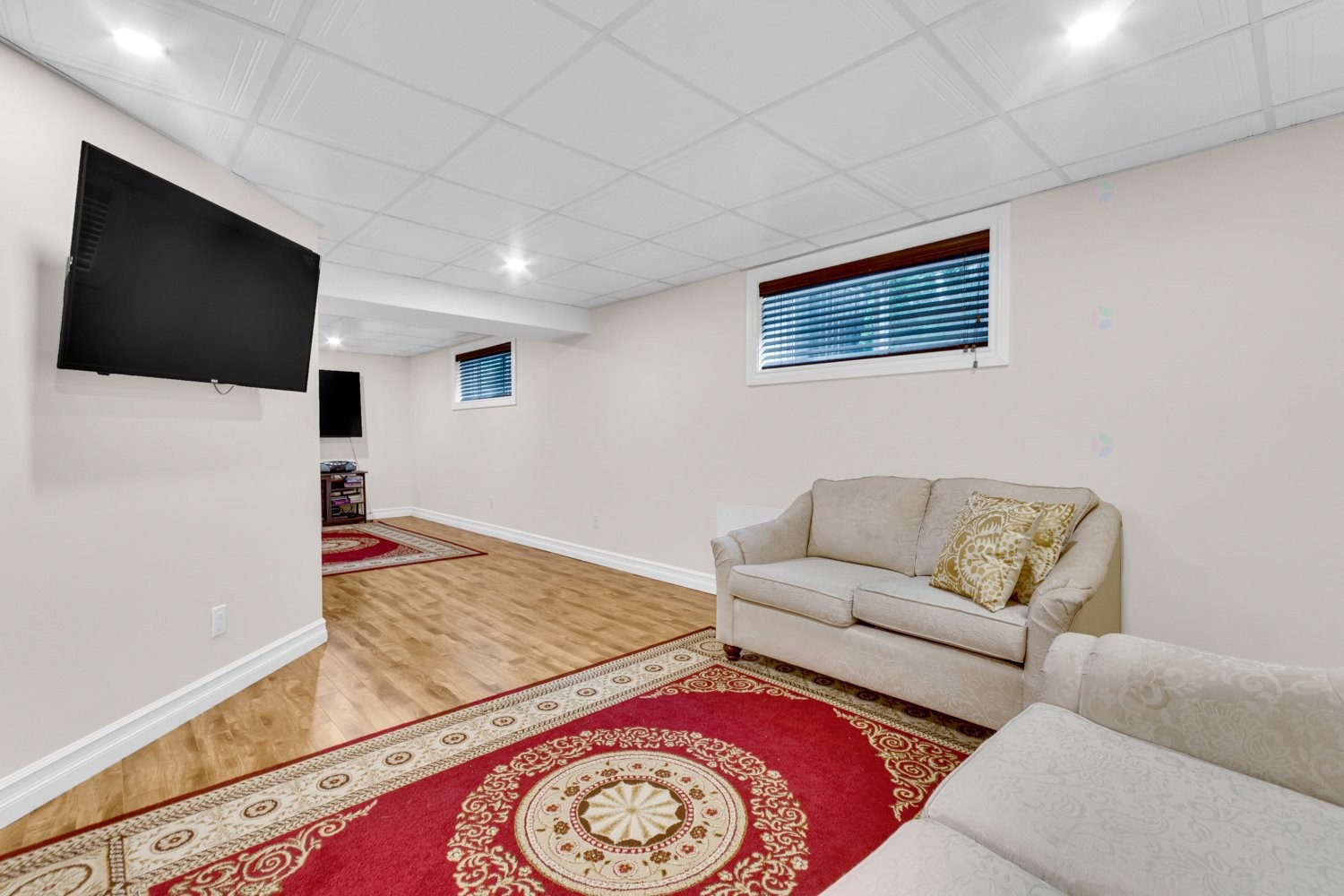 









37


Rue du Blainvillier

,
Blainville,




QC
J7C5B1


