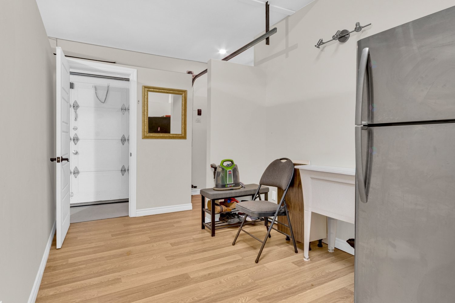 









37


Rue du Blainvillier

,
Blainville,




QC
J7C5B1

