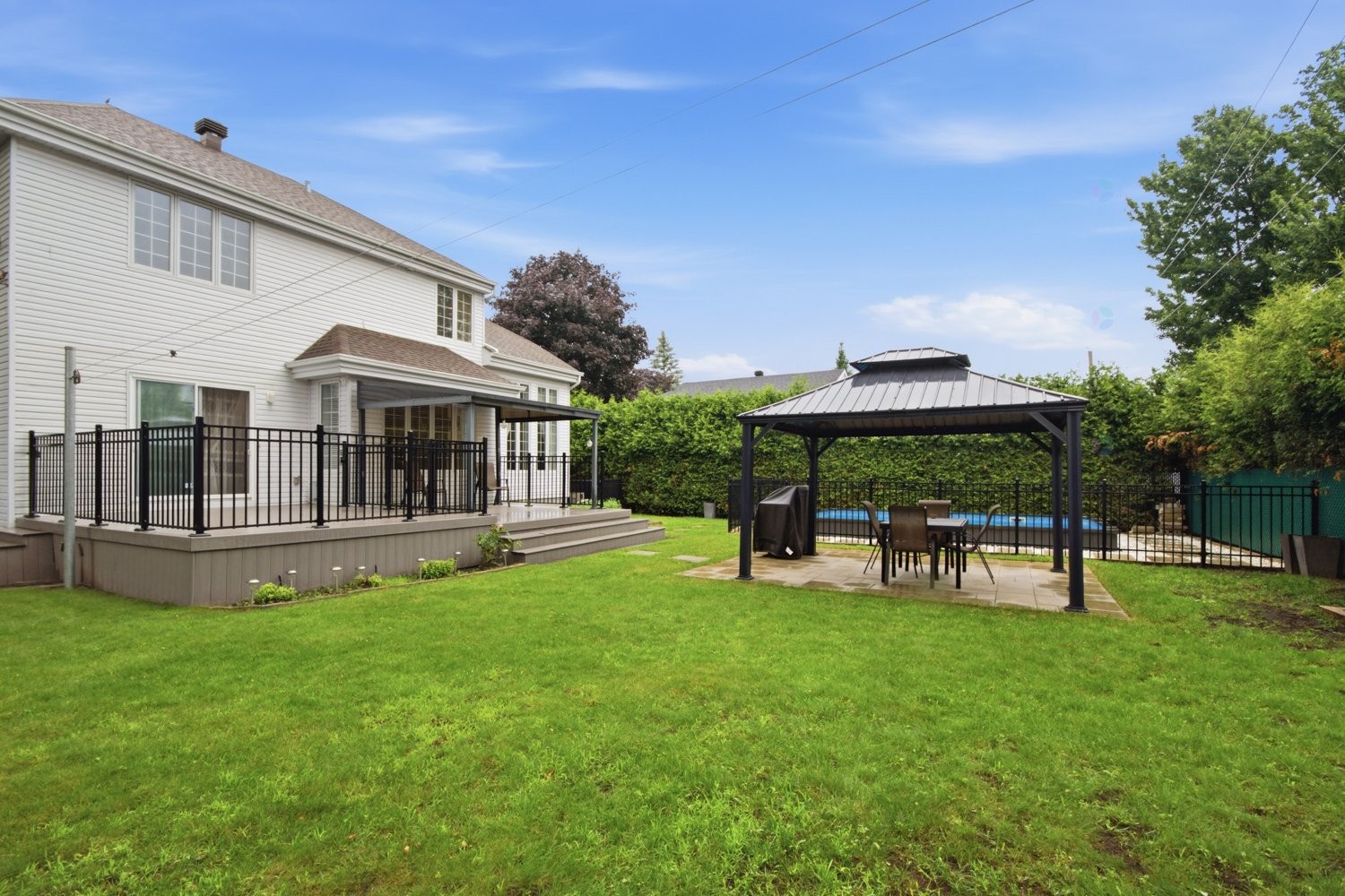 









37


Rue du Blainvillier

,
Blainville,




QC
J7C5B1

