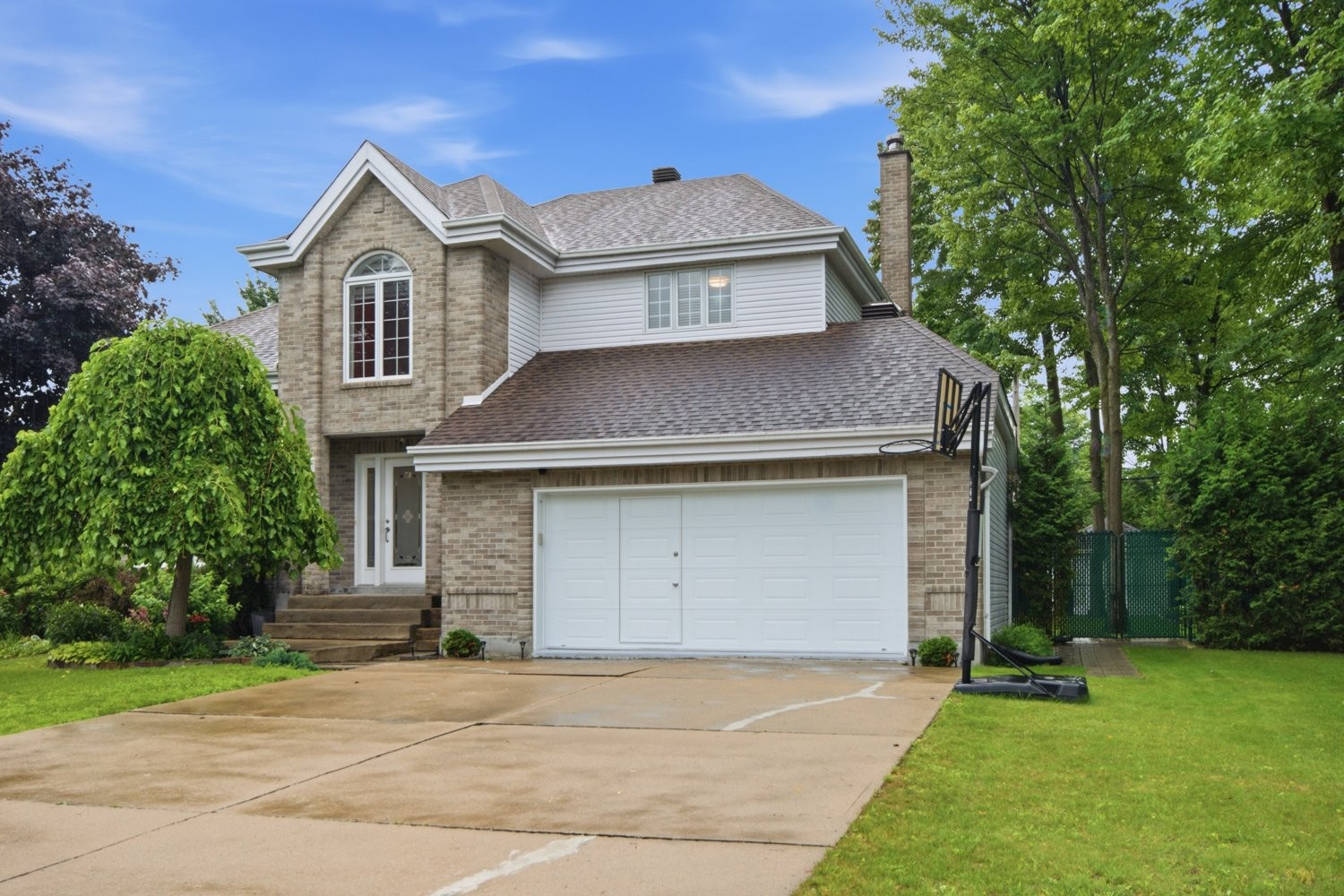 









37


Rue du Blainvillier

,
Blainville,




QC
J7C5B1

