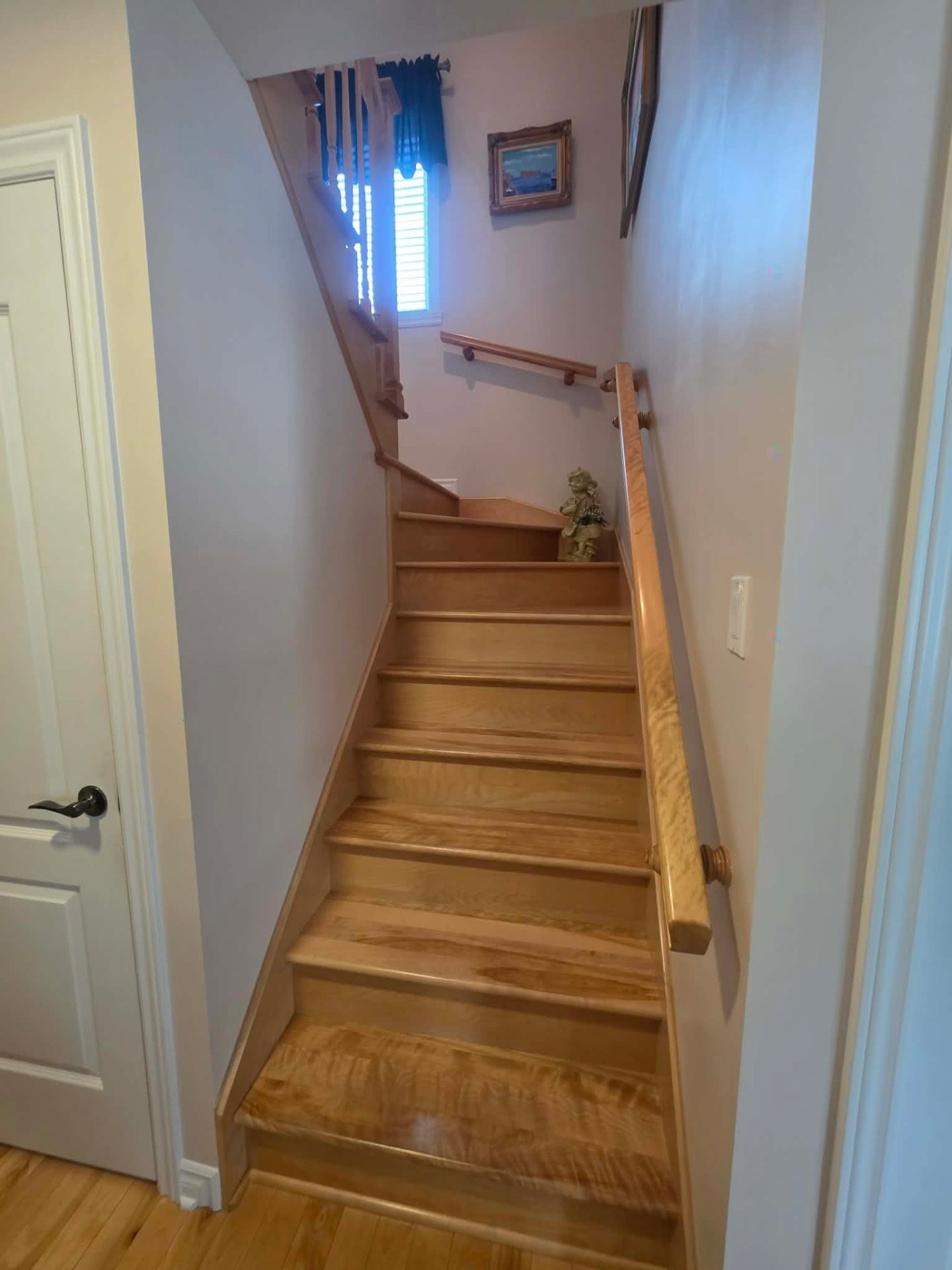 









1193


Rue Azarie Lamer

,
Beloeil,




QC
J0G0L5

