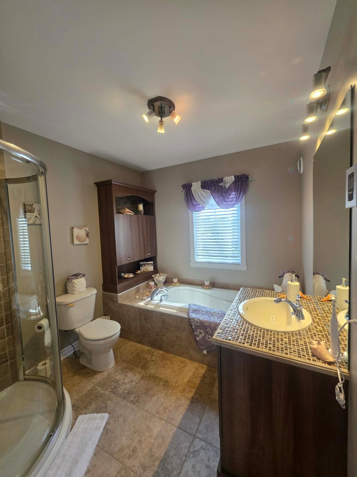 









1193


Rue Azarie Lamer

,
Beloeil,




QC
J0G0L5

