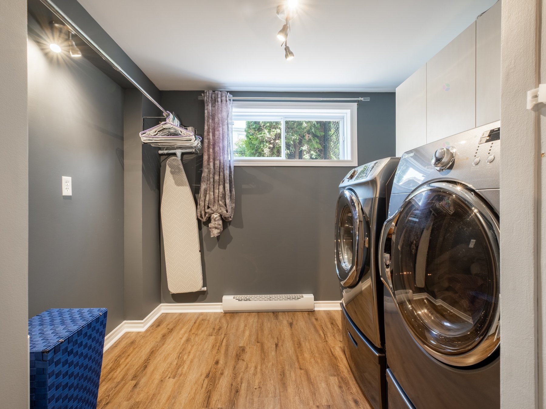 









1193


Rue Azarie Lamer

,
Beloeil,




QC
J0G0L5

