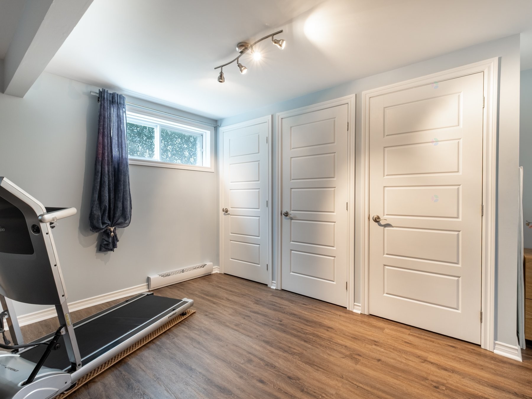 









1193


Rue Azarie Lamer

,
Beloeil,




QC
J0G0L5

